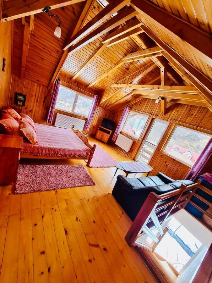 Cabana Vanatorilor Poiana Mărului Exterior foto